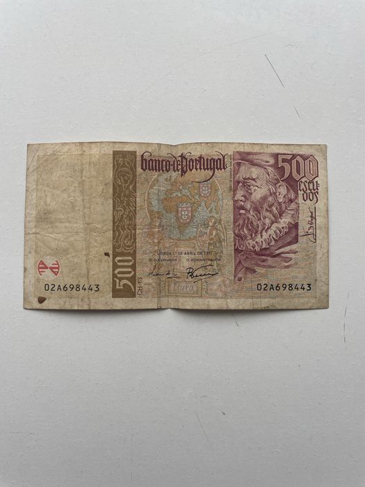 Notas Antigas de Escudos