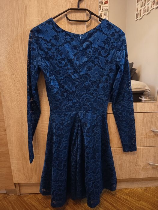 Sukienka niebieska chabrowa koronkowa rozmiar XS Cropp