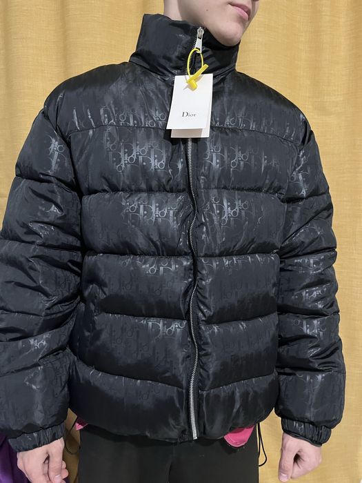 Стильний пуховичок Dior m/l