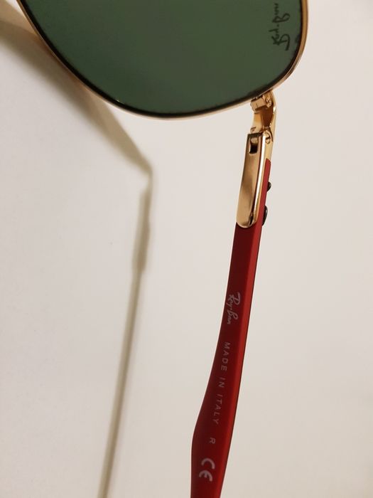 Óculos de Sol Ray-Ban Coleção Scuderia Ferrari F1 Aviator RB8313M