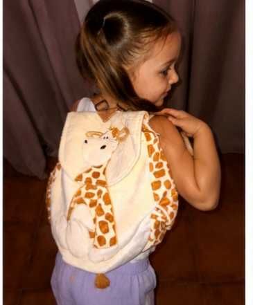 Revendo lote de 2500 Mochilas em peluches