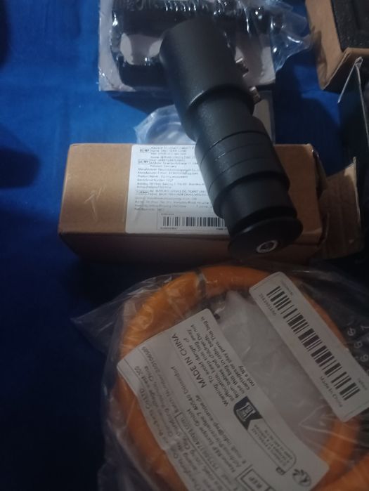 Вело фонарики,стопы,педали,замки,седла.