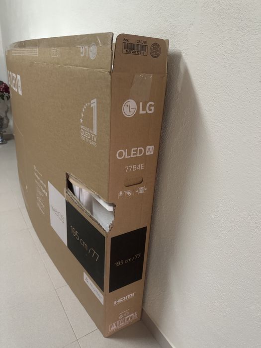 Tv Oled 77” B4 4k modelo 2025