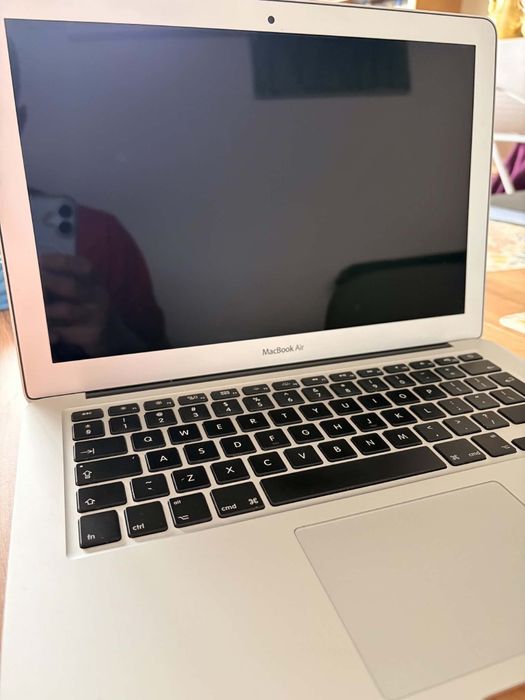 MacBook Air 13" 2017 i5 8GB