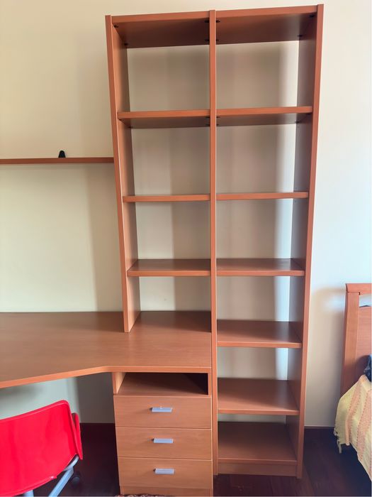 Mobília de quarto jovem em cerejeira