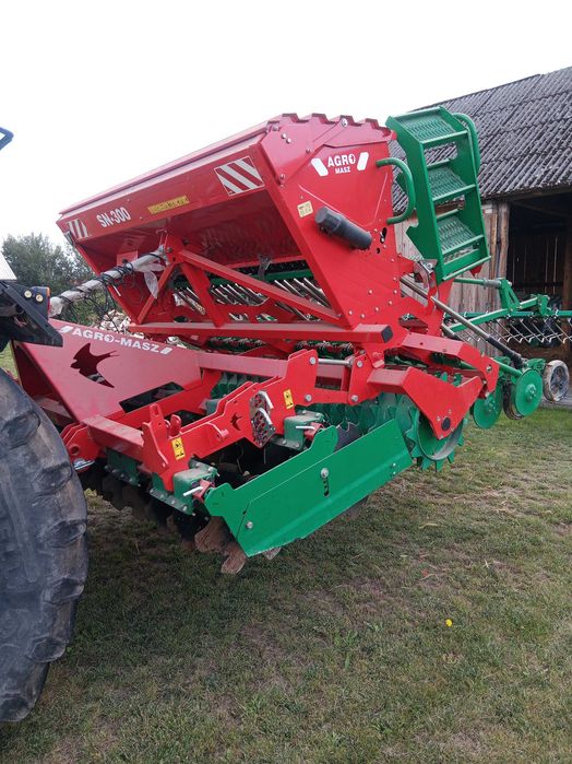 Agregat uprawowo siewny, talerzowy Agro-Masz SN-300