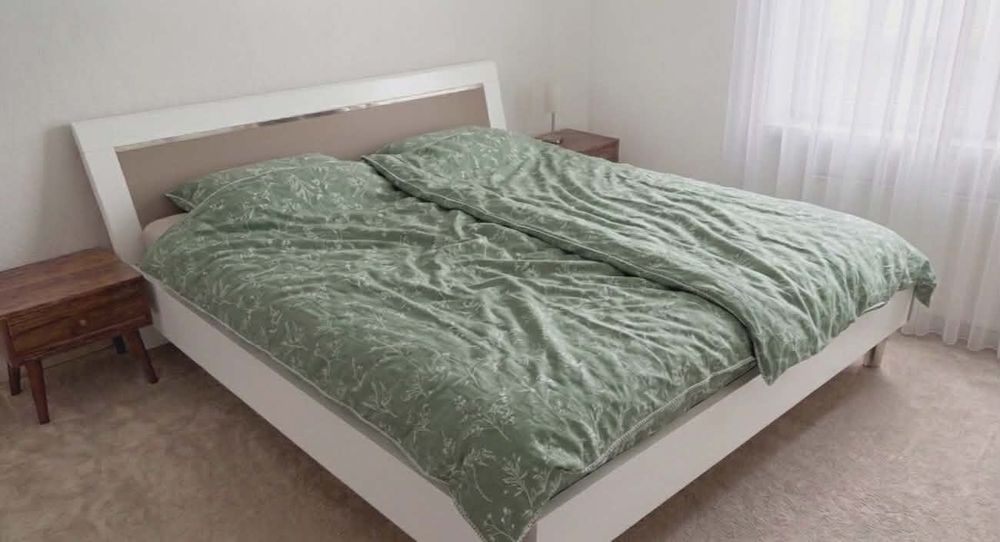 Pezepiękne łóżko 180x200 – komplet