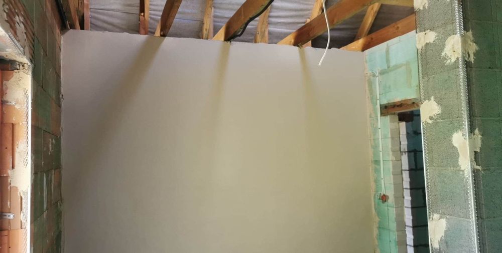 Tynki gipsowe, cementowo-wapienne, posadzki maszynowe