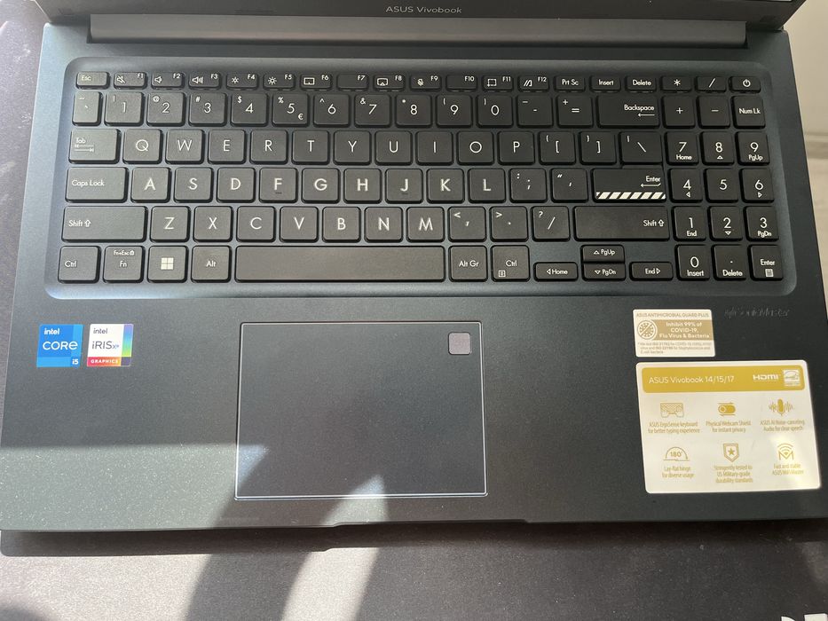 ASUS Vivobook 15 X1504ZA | i5-1235U | 16GB RAM | 1TB SSD | Win11