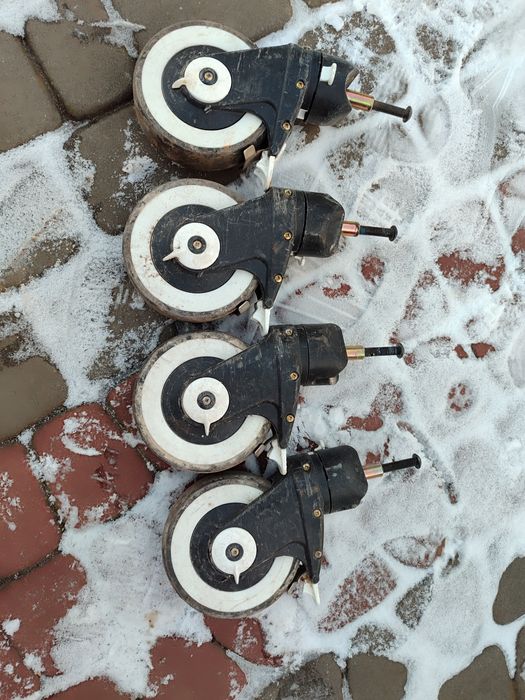 Запчастини до інвалідних калясок