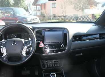 Mitsubishi Plug-in Hybrid Outlander 2021