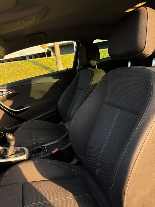 Opel Astra — fotografia 10