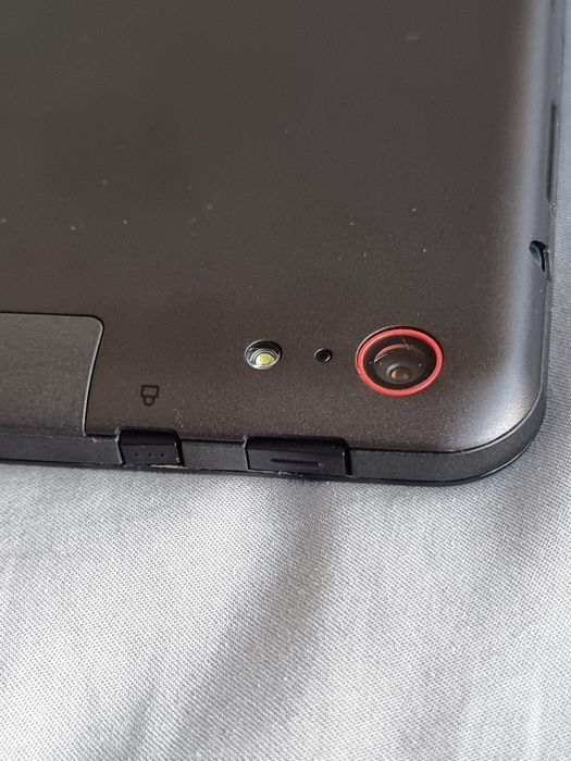 Tablet Lenovo ThinkPad 10 não liga