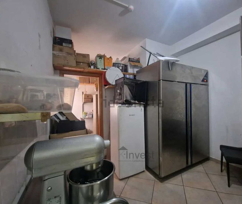 À venda de Espaço comercial em rua Dom Francisco Gomes de Avelar, 14