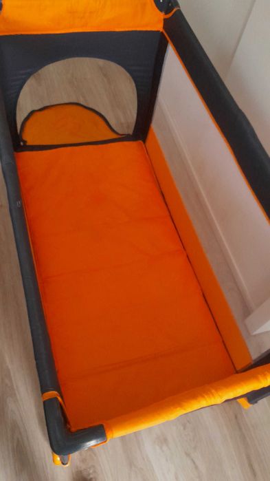 Łóżko turystyczne składane kojec