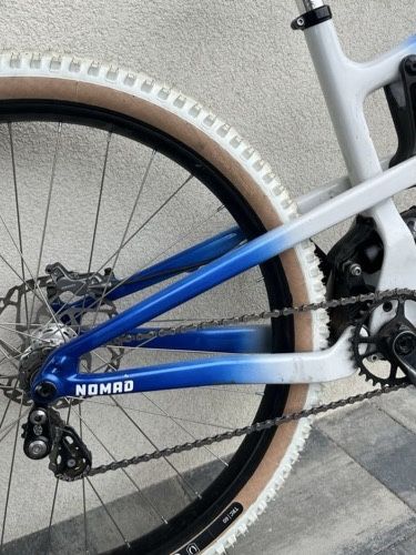 Santa Cruz nomad  CC rozmiar M