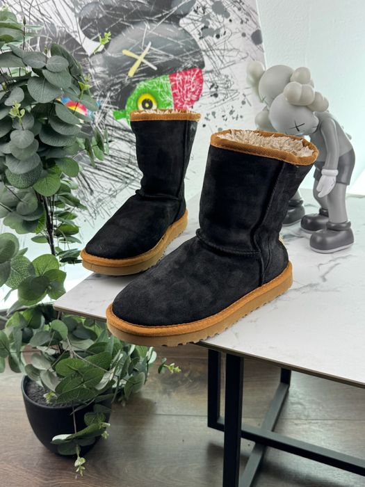 Зимові ботінки UGG 38 розмір Е10186