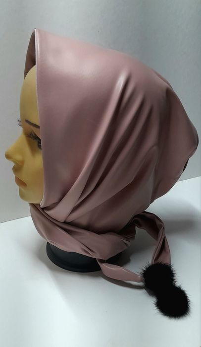 Стильна косынка-капор