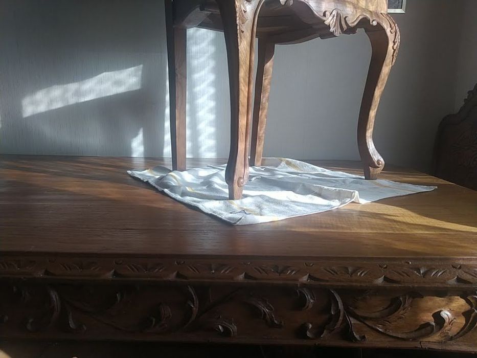 Mesa Grande e 10 Cadeiras