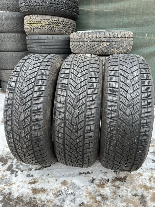 Зимові Шини R17 225/65 Good Year Ultra Grip Performance