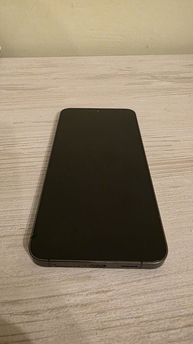 Samsung galaxy  S24 plus