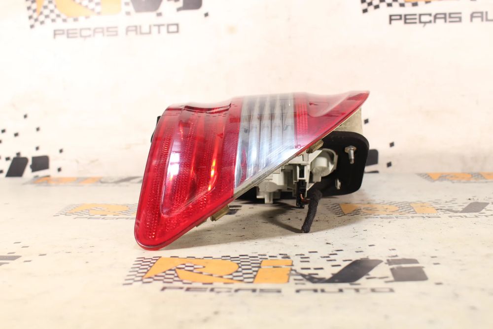 Ótica / farol esquerda MERCEDES-BENZ Classe B (W245)