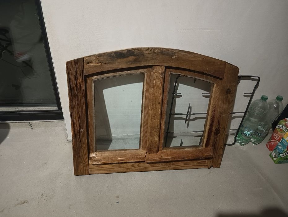 Okno 74x59 zabytkowe drewniane łukowe