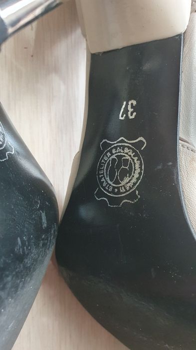 Отдам даром кожанные туфли  размер 37