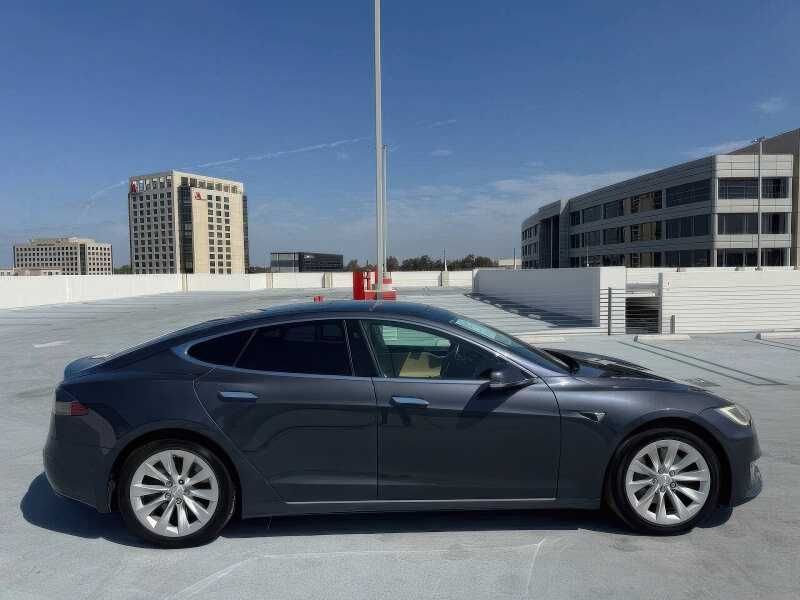 2017 Tesla Model S