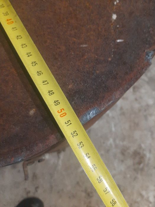 Кусок железа(3мм)огромная буржуйка