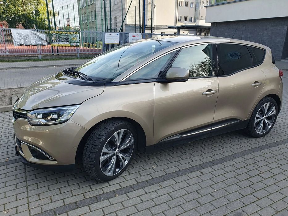 Renault Scenic Złoty Renault Scenic 2017 1.2 Benzyna
