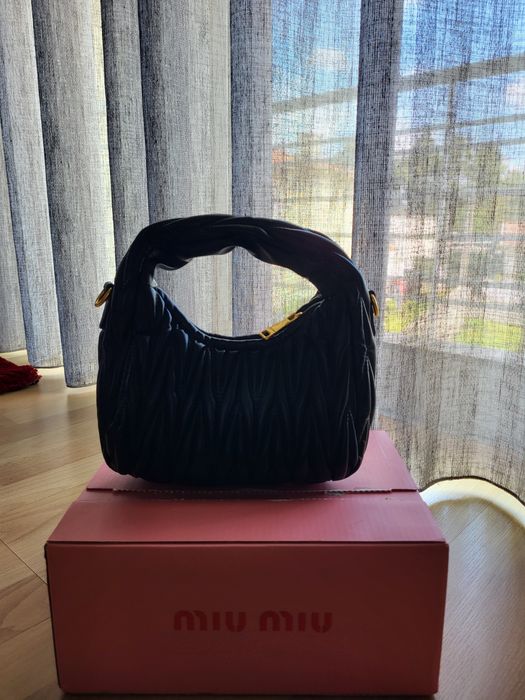 Bolsa preta Miu Miu original