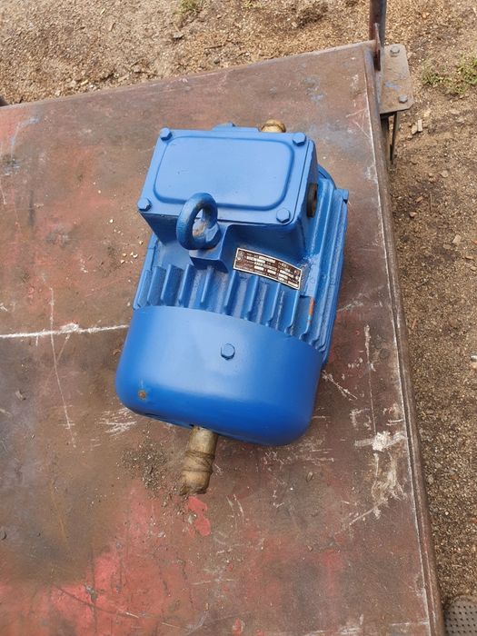 Электродвигатели крановый МТКФ 011-6 :