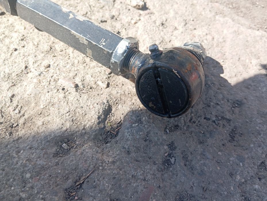 тяга  кермова уаз