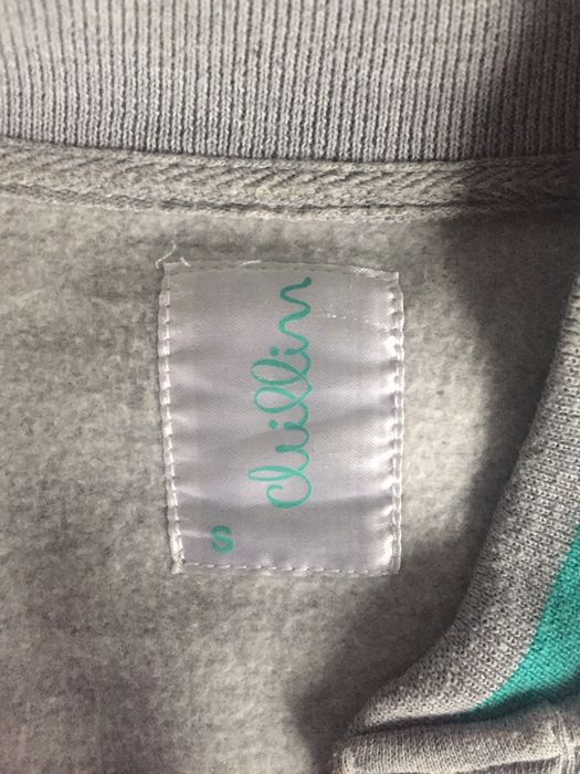 Szaro-zielona bluza Cropp