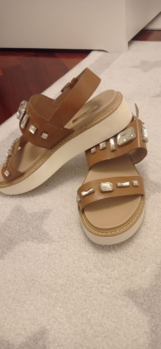 Sandálias de mulher num 37
