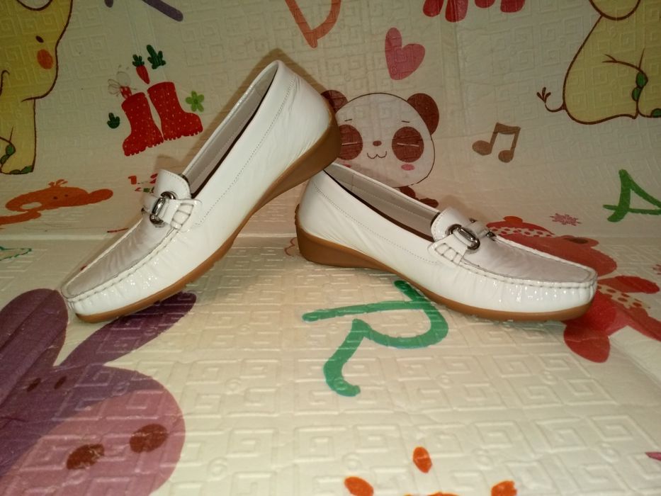 Мокасини жіночі шкіряні