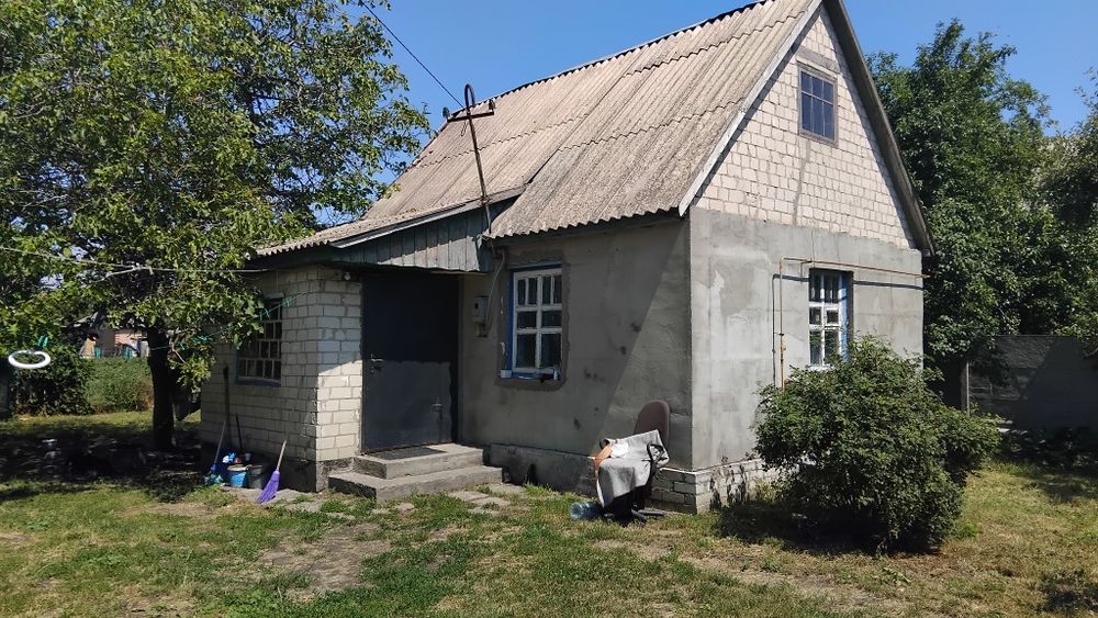 Домоволодіння, с. Слобода, центр (п3)
