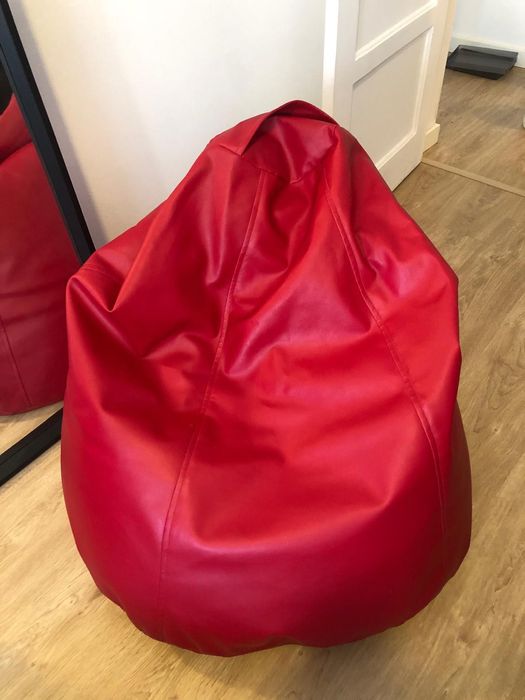 Puff grande com asa - Vermelho Rubi