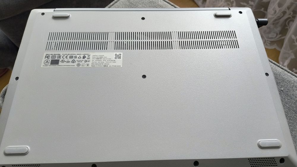 Laptop Lenovo Ideapad 3