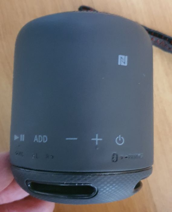 Głośnik przenośny Sony SRS-XB100 czarny