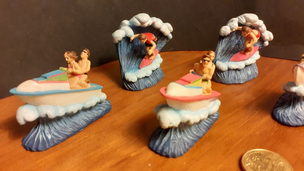 Surf - H.G.Lesser & R.F Pavey - Figuras em Resina endurecida