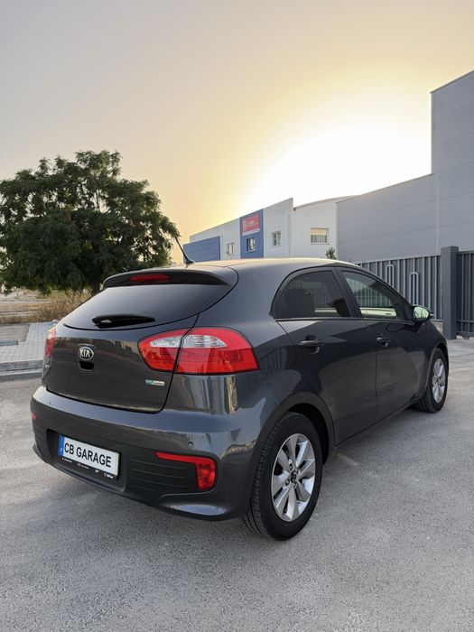 KIA RIO 1.1 CRDI NACIONAL 94.000 KM 1 dono