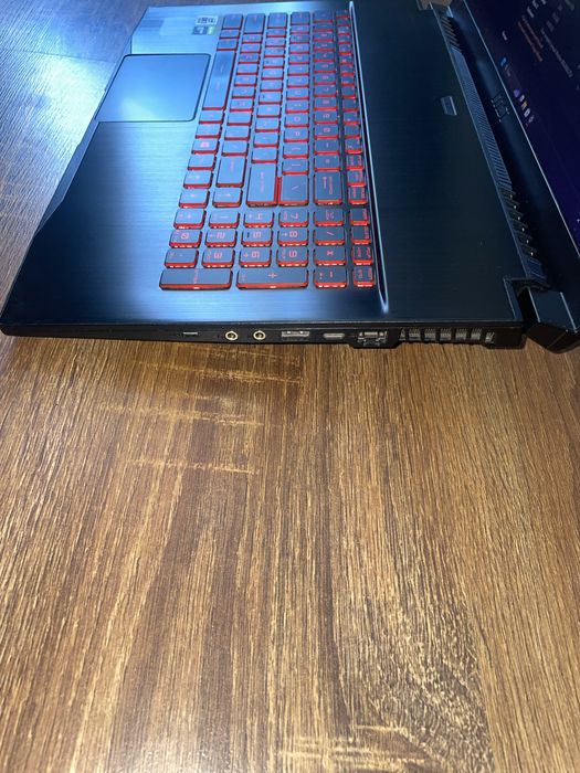 Ігровий ноутбук MSI GF75 17,3
