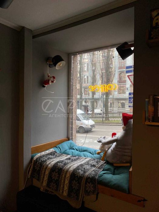 Діюча кав’ярня в центрі Києва | Бульвар Шевченка | Бізнес під ключ