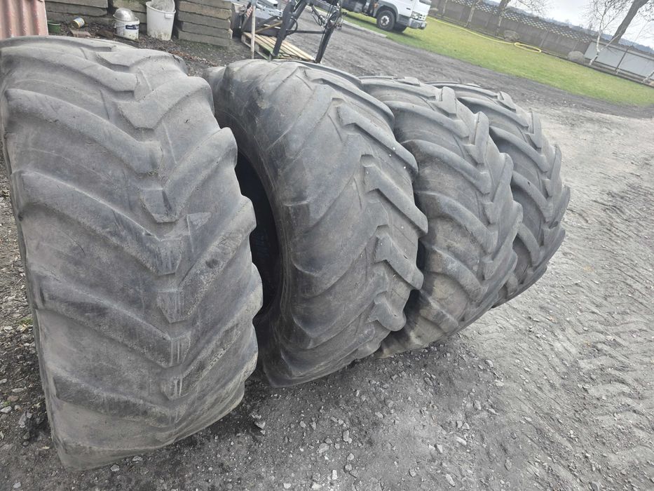 Opony 460/70 R24