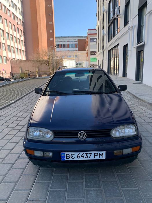 Гольф 3 сів і поїхав