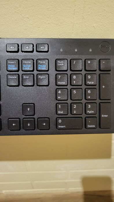 Продам клавіатуру  Dell Multimedia KB-216 USB