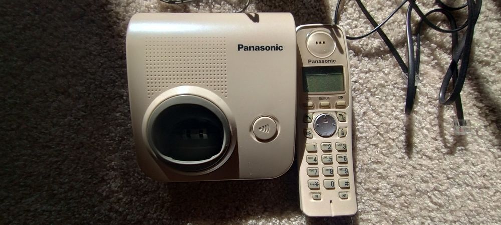 Telefon Panasonic stacjonarny
