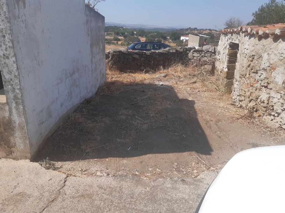 Casa de aldeia para remodelar